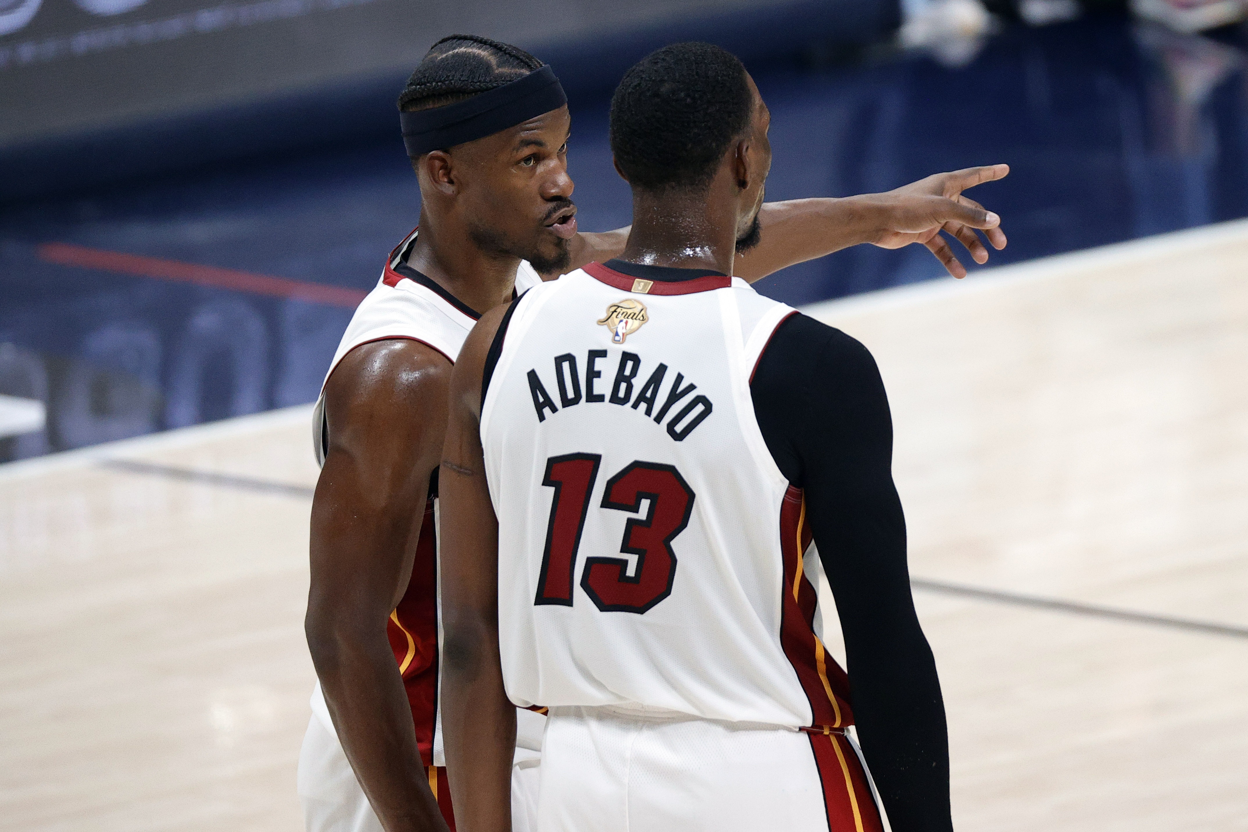 贝弗利：巴特勒显然可以换种方式 但在NBA你必须坚定自己的立场