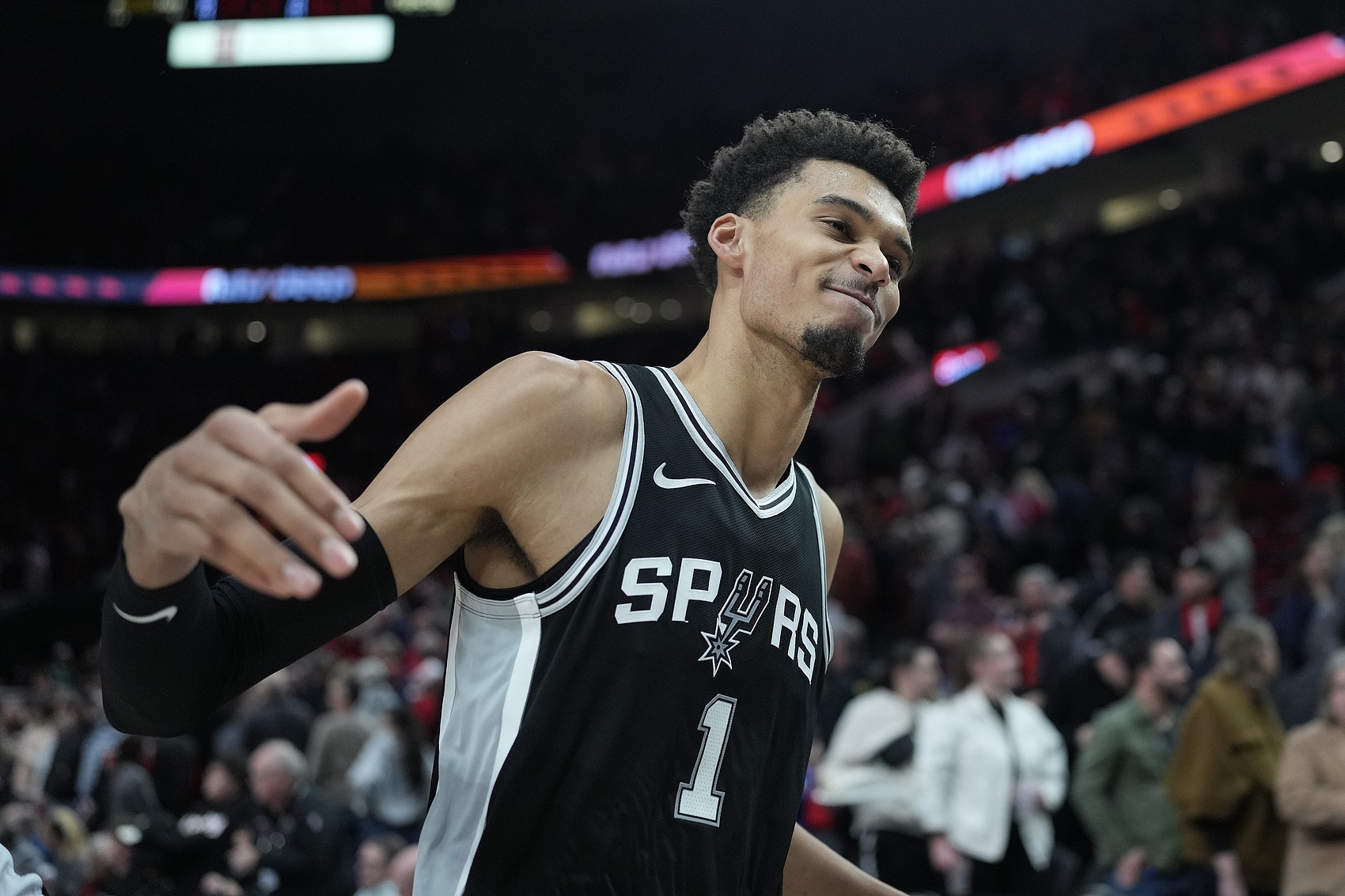 下一个NBA超级巨星？文班亚马——身高&技术与人格魅力的完美结合
