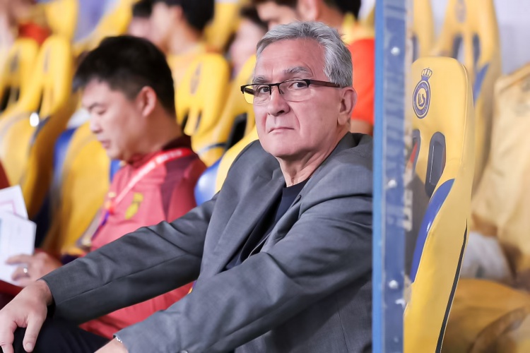 东体：赛前积极氛围似乎让伊万过于乐观，战澳大利亚会更加困难